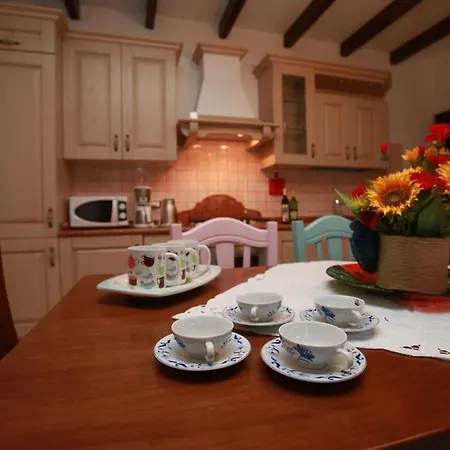Villa Cozy With Large Garden Near The