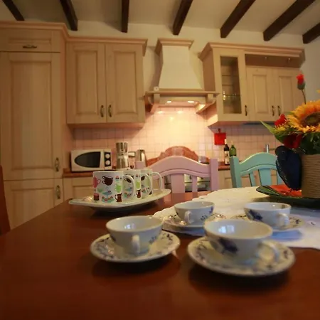 Villa Cozy With Large Garden Near The